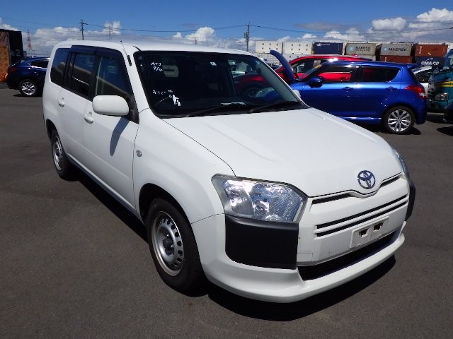 TOYOTA PROBOX 2018 Image 25