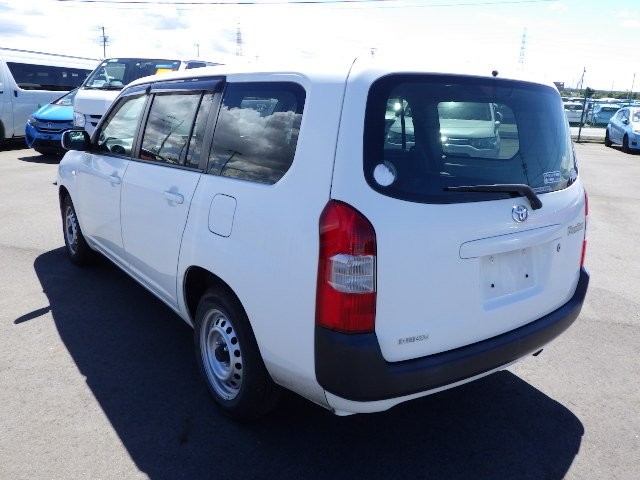 TOYOTA PROBOX 2018 Image 27