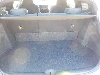 TOYOTA YARIS 2020 Image 25