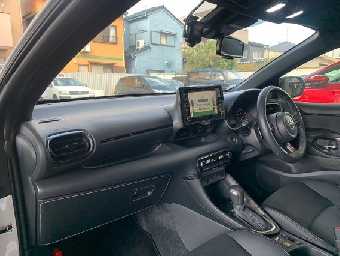 TOYOTA YARIS 2020 Image 9