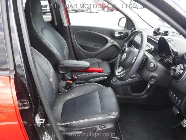 SMART FORFOUR 2019 Image 8