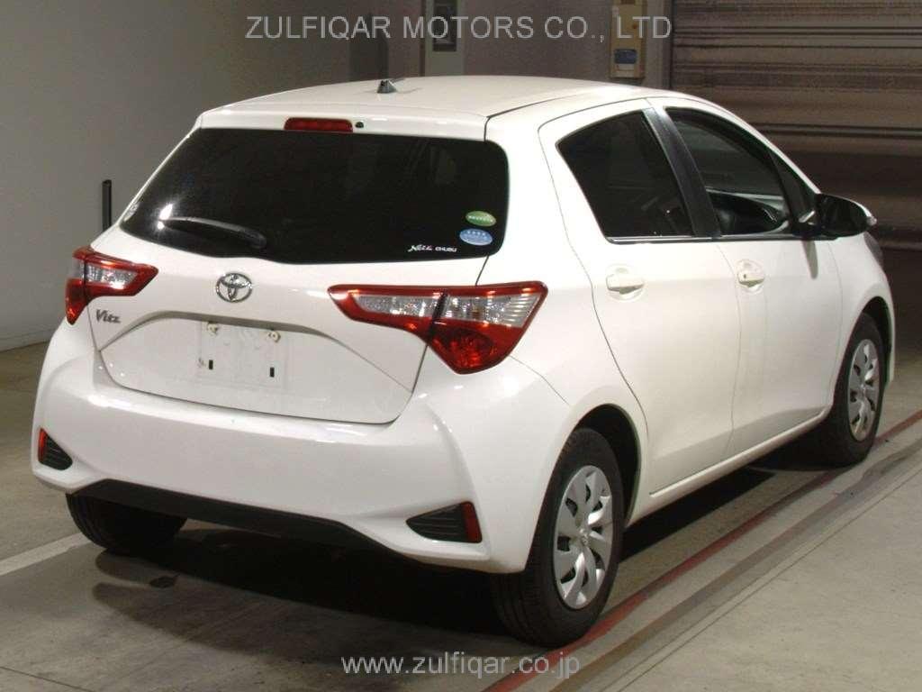 TOYOTA VITZ 2018 Image 2