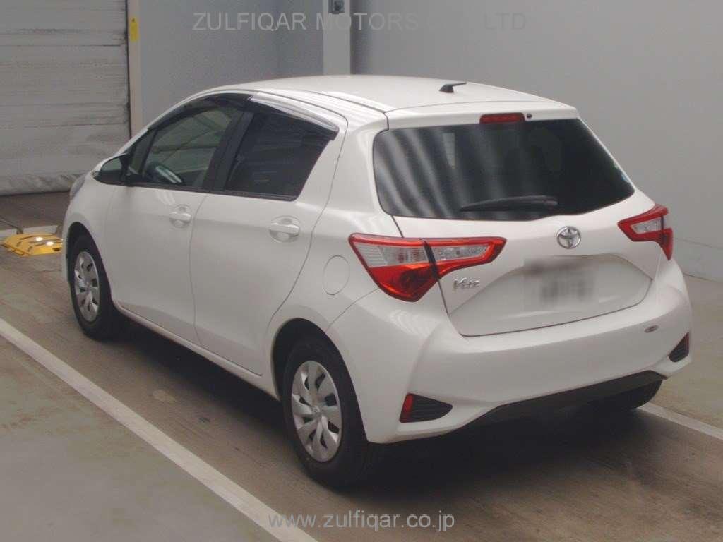 TOYOTA VITZ 2018 Image 4