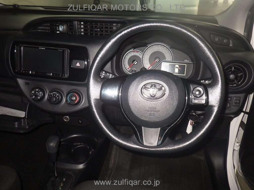 TOYOTA VITZ 2018 Image 6