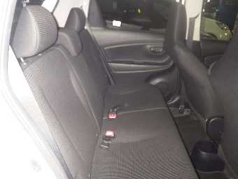 TOYOTA VITZ 2018 Image 7