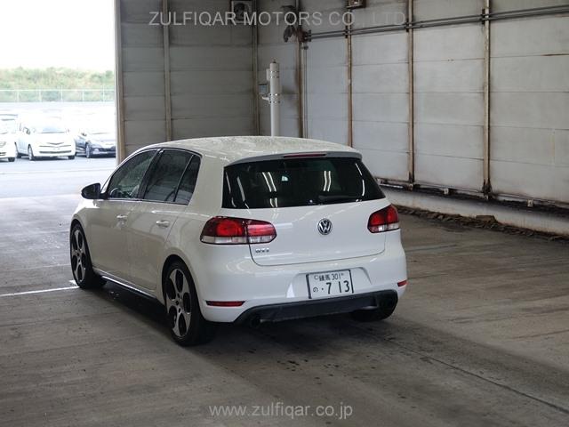 VOLKSWAGEN GOLF 2011 Image 2