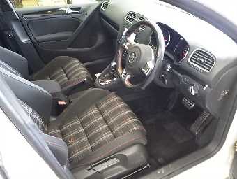 VOLKSWAGEN GOLF 2011 Image 4