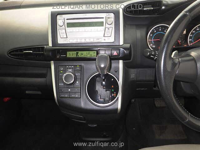 TOYOTA WISH 2009 Image 6