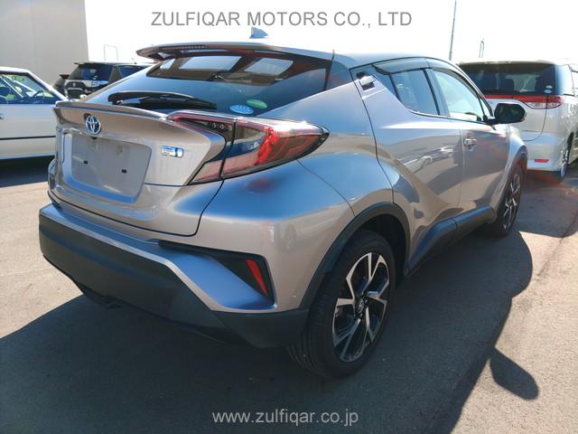 TOYOTA C-HR 2017 Image 11