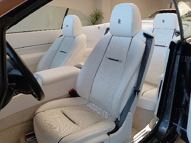 ROLLS ROYCE DAWN 2016 Image 29