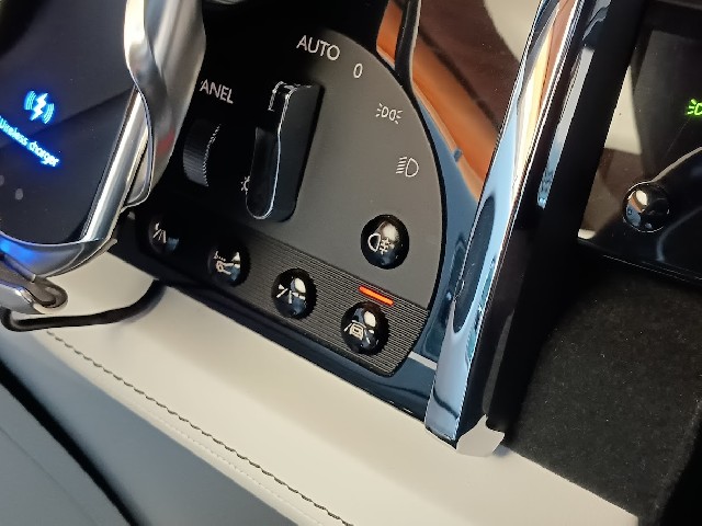 ROLLS ROYCE DAWN 2016 Image 54