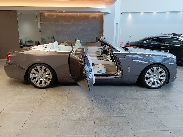 ROLLS ROYCE DAWN 2016 Image 60