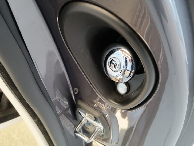 ROLLS ROYCE DAWN 2016 Image 61