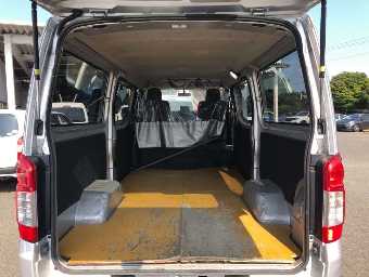 NISSAN NV350 CARAVAN 2018 Image 7