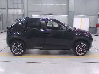 TOYOTA YARIS CROSS 2021 Image 3