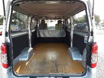 NISSAN NV350 CARAVAN 2018 Image 10