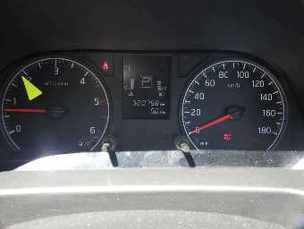 NISSAN NV350 CARAVAN 2018 Image 11