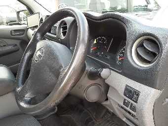 NISSAN NV350 CARAVAN 2018 Image 7