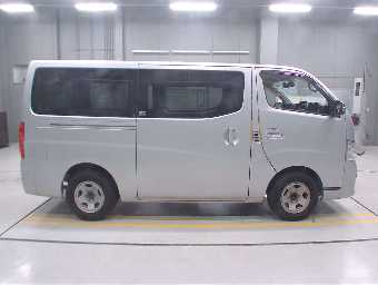 NISSAN NV350 CARAVAN 2018 Image 3