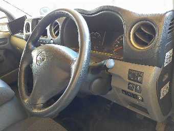 NISSAN NV350 CARAVAN 2018 Image 7