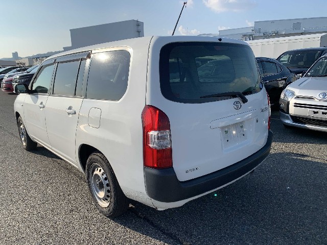 TOYOTA PROBOX 2018 Image 23