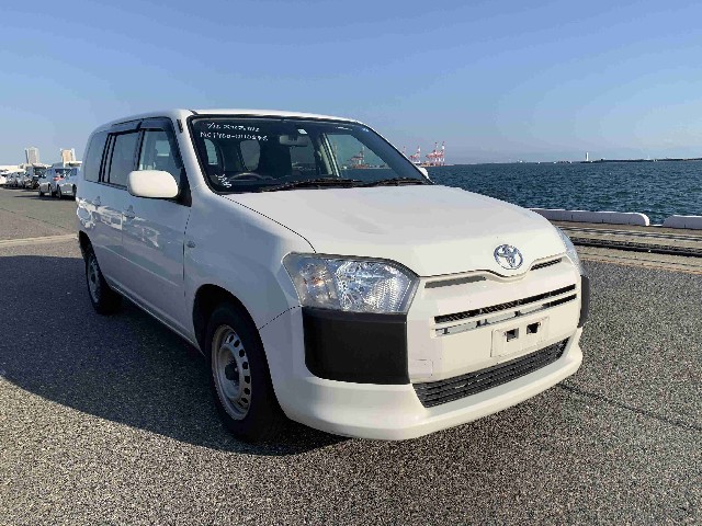 TOYOTA PROBOX 2018 Image 26