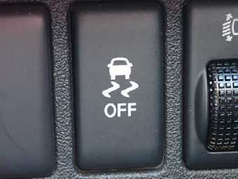 NISSAN MARCH 2017 Image 7