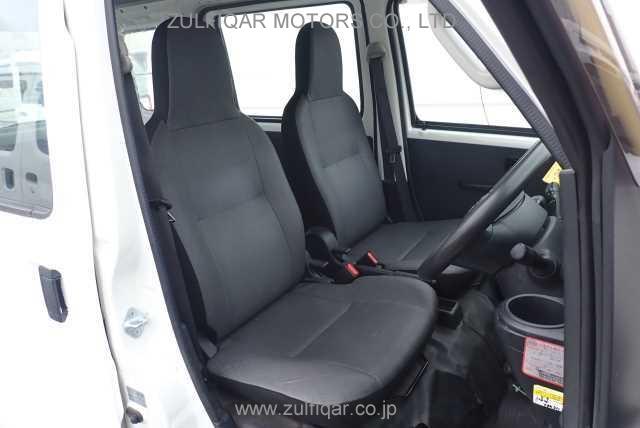 DAIHATSU HIJET CARGO 2018 Image 5