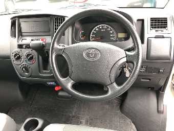 TOYOTA LITEACE 2018 Image 6