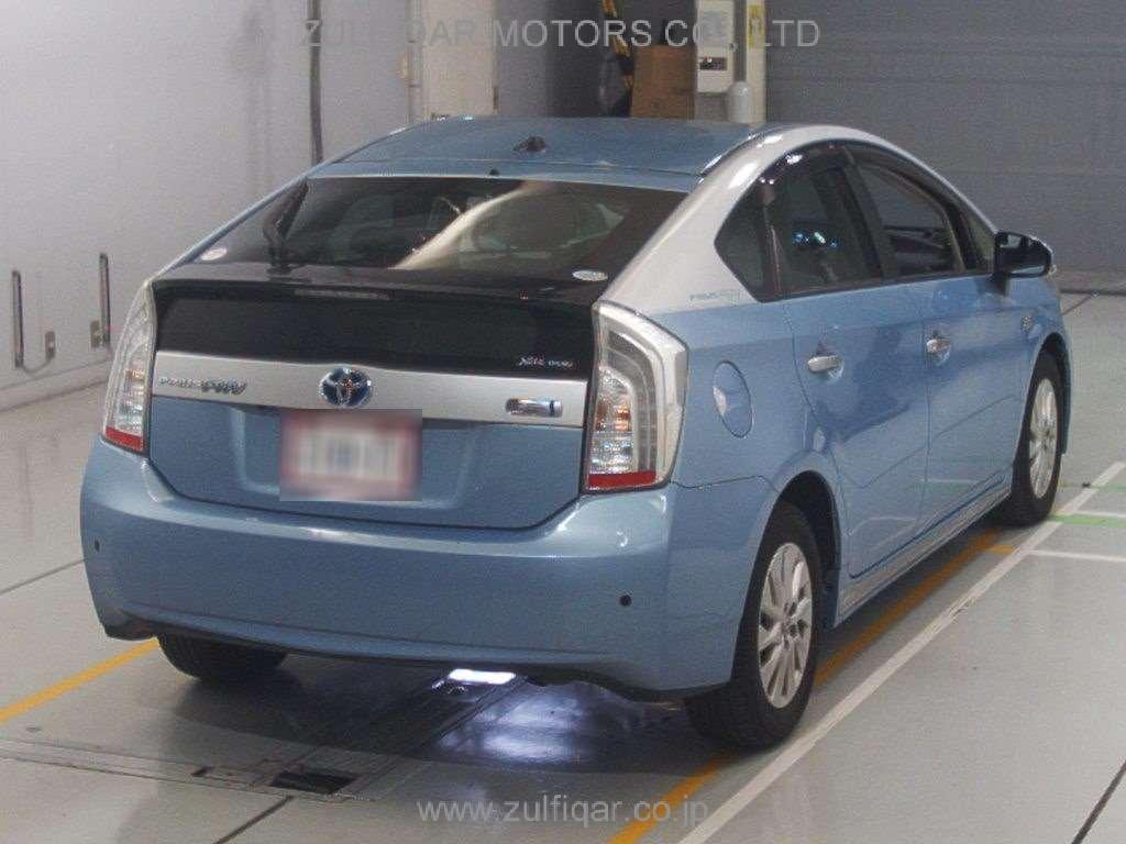 TOYOTA PRIUS PHV 2014 Image 2