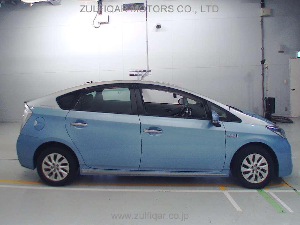 TOYOTA PRIUS PHV 2014 Image 3