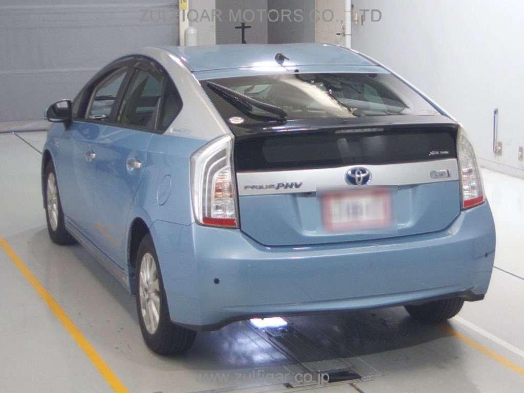 TOYOTA PRIUS PHV 2014 Image 6