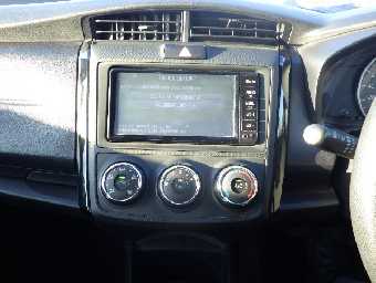 TOYOTA COROLLA AXIO 2018 Image 19