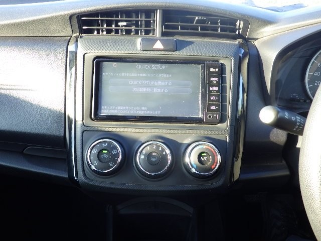 TOYOTA COROLLA AXIO 2018 Image 25