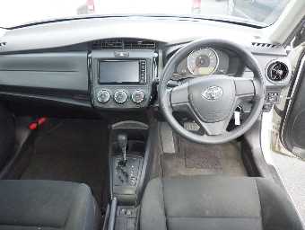 TOYOTA COROLLA AXIO 2018 Image 6