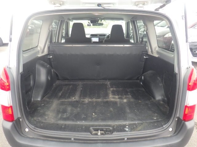 TOYOTA PROBOX 2018 Image 20