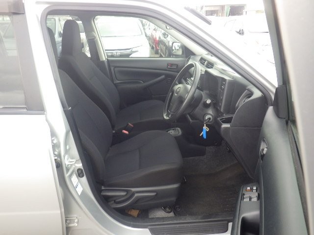 TOYOTA PROBOX 2018 Image 21