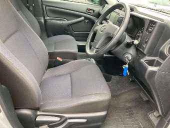 TOYOTA PROBOX 2018 Image 5