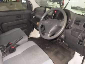 DAIHATSU HIJET CARGO 2017 Image 5