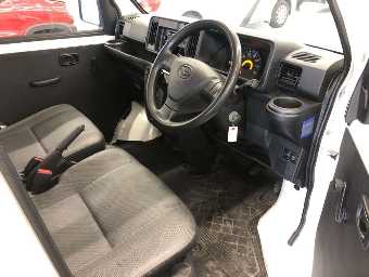 DAIHATSU HIJET CARGO 2019 Image 5