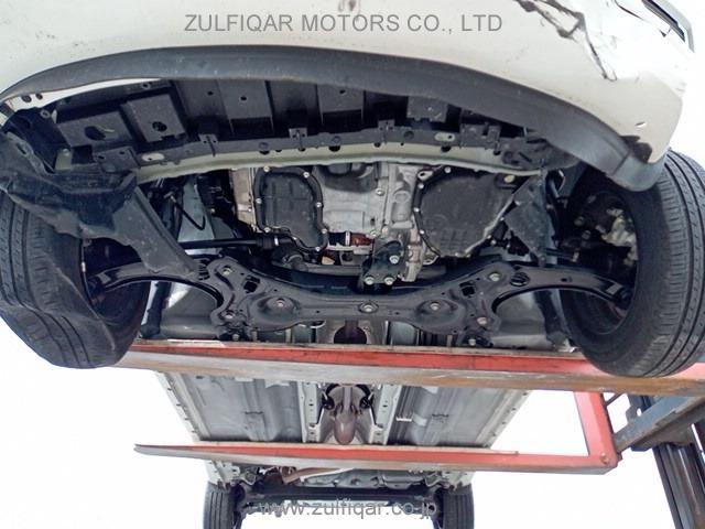 NISSAN NOTE 2018 Image 11