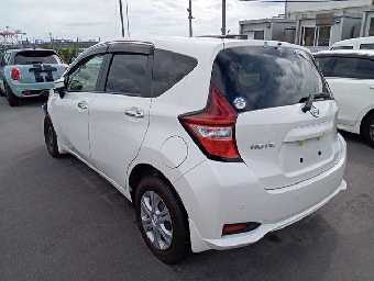 NISSAN NOTE 2018 Image 3
