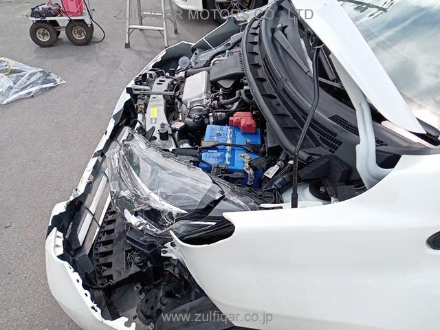 NISSAN NOTE 2018 Image 10