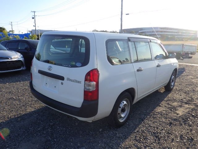 TOYOTA PROBOX 2018 Image 22