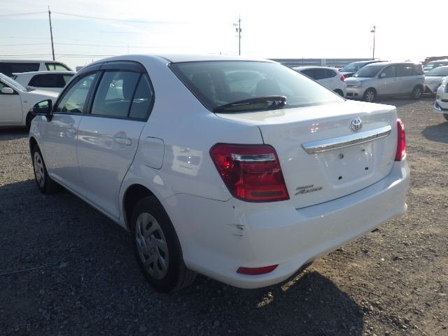 TOYOTA COROLLA AXIO 2018 Image 23