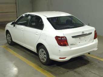 TOYOTA COROLLA AXIO 2018 Image 4