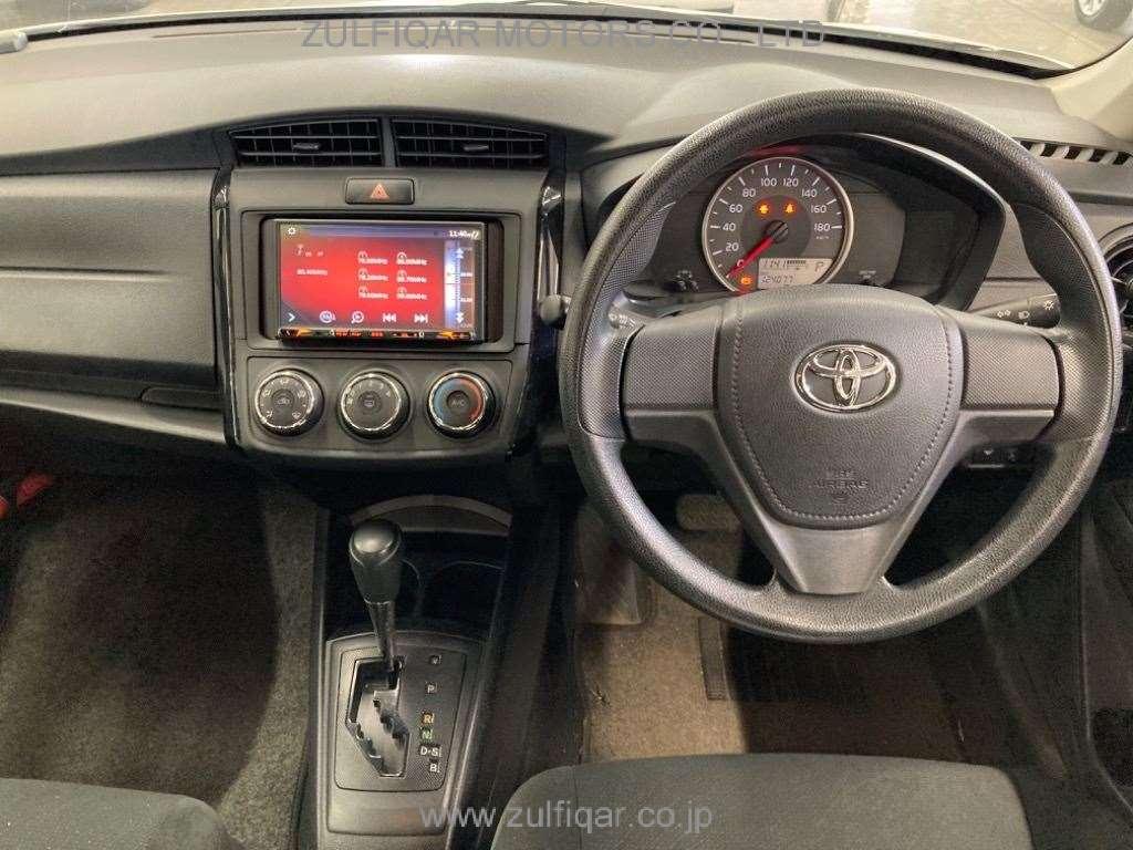 TOYOTA COROLLA AXIO 2018 Image 6
