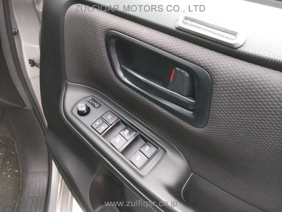 TOYOTA NOAH 2018 Image 12