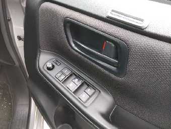 TOYOTA NOAH 2018 Image 12