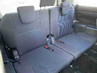 TOYOTA NOAH 2018 Image 22